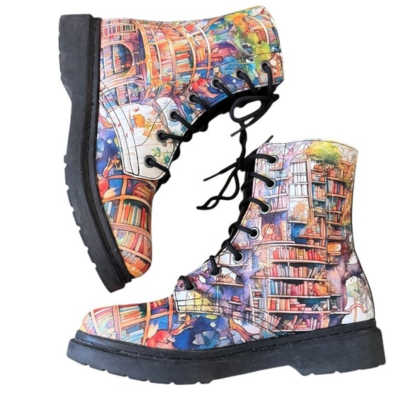 Offbeat Sweetie Tree Library Boots, Size 9 - Picture 4 of 9